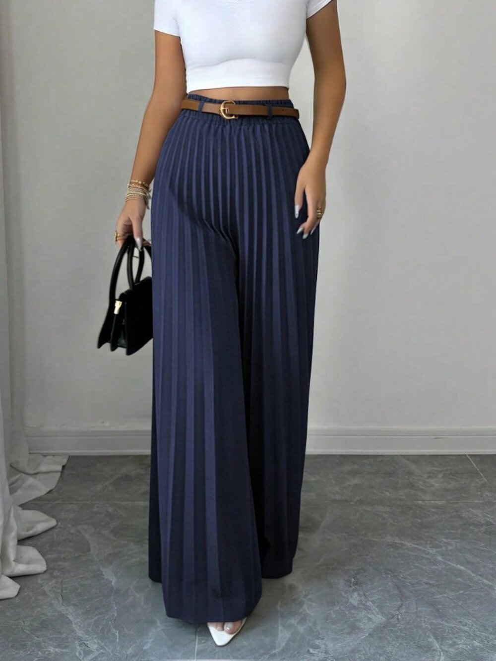 Navy Blue Elegant Women's Pleated Wide Leg Loose Casual Pants - Picture 2 of 6